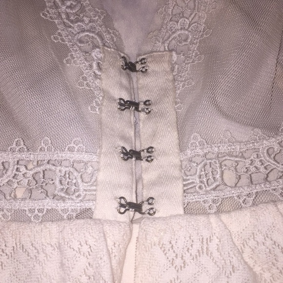 Antique ivory FREE PEOPLE lace dress - Picture 4 of 5